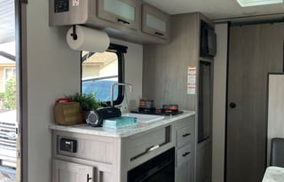 2024 Dutchmen RV Coleman 17B