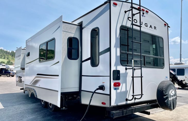 Kitchen & Theater Seats Slide Out