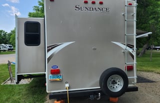 5th Wheel Camper Rental on Famous Devils Lake ND!