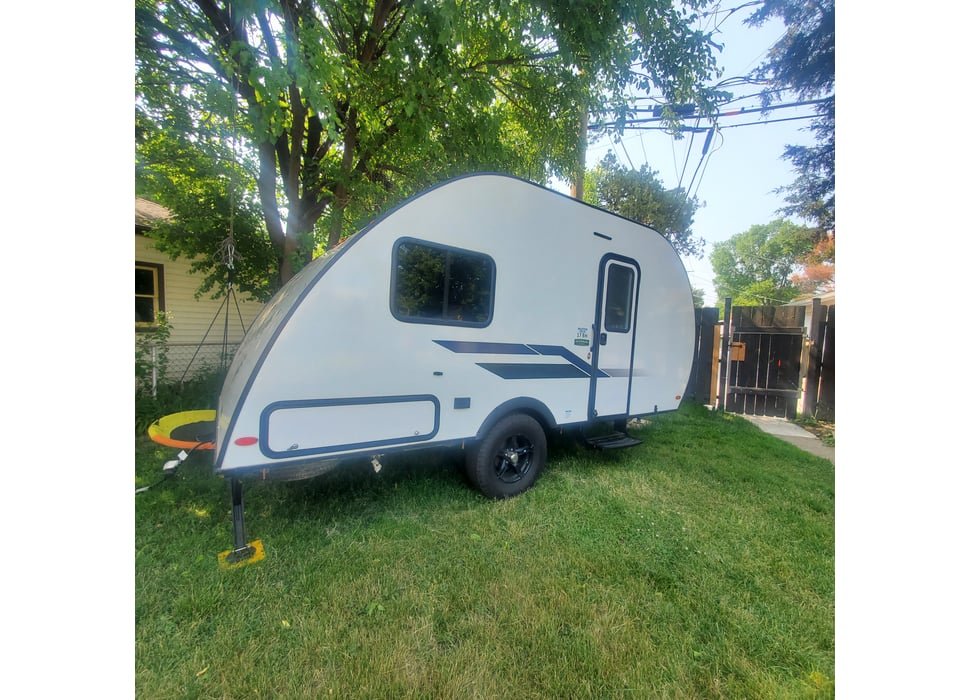 Travel Trailer rentals in Mount Prospect