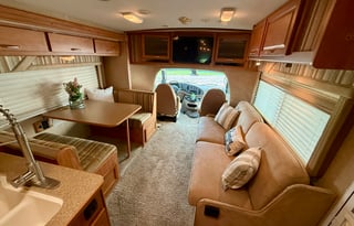 Itasca Cambria 29H RV (BRFL 1636)