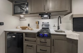 Transcend One 2025 Light Weight Pet Friendly 151RB