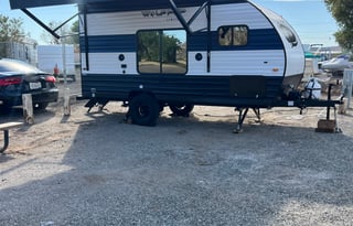 Cozy 4 Couples NEW 2023 Wolf Pup (Delivery Only )