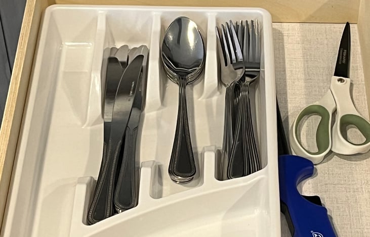 Kitchen utensils provided