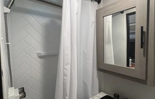 2023Coleman Lantern "Cozy Camper" Big enough for 9