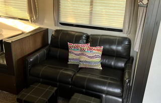 2018 Prime Time RV Tracer 291BR