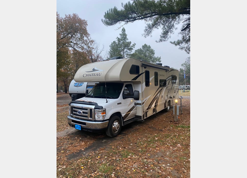 Class C Motor Home rentals in Claremore