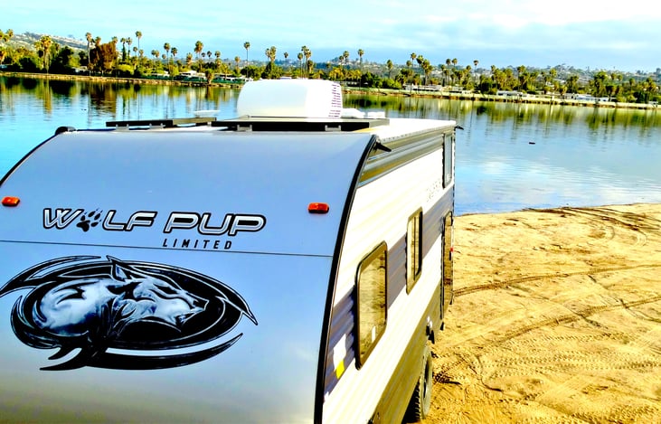 Get a great deal on our newer travel trailer 🧡 Plan your trip to any campground, campsite and state beach!