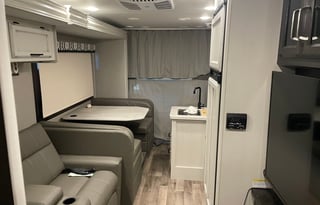 2021 Jayco 30Z greyhawk
