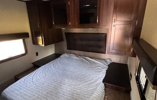 2020 Jayco Toy Hauler-Sleeps 6-Delivery Available
