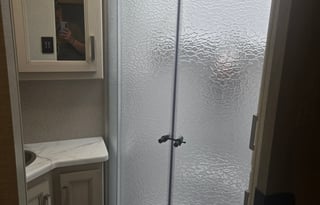 The Phoenix, 2026 Thor Motor Coach Omni TRAIL R36