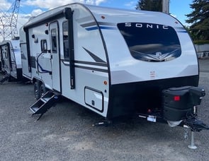 Venture RV Sonic SN220VRB