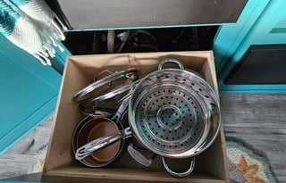 Annabel Lee, Pet Friendly