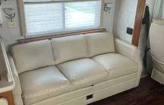 2003 Holiday Rambler Vacationer 34T