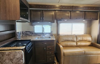 32' Bunkhouse  - Your Home Away From Home