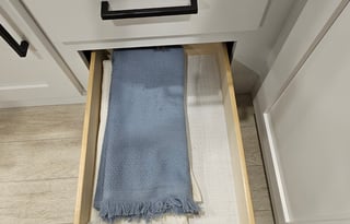 Amber and Jason's Comfy Keystone