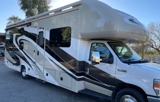 2017 Fleetwood RV Jamboree 30D