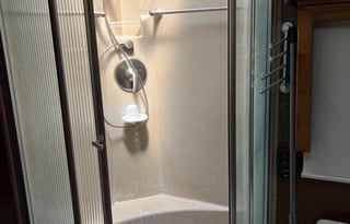 2012 Tiffin Phaeton HAL724