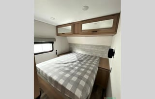 2024 New Forest River Prime Time Avenger Sleeps 6