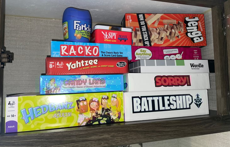 In case of rainy weather, we ensure you’ll be entertained. We love a family game night at the dinette!