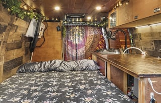 2007 Ford E-150 Custom Camper Van