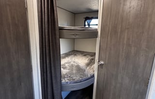 2025 Catalina Coachmen 261BHS **15% Discount**