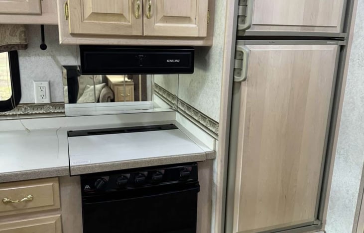 Stove, Microwave, Fridge, & Freezer
