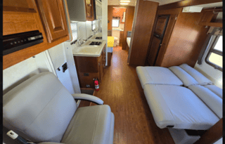 Easygoing 2013 Phoenix Cruiser 2700