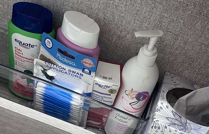 Complementary hygiene items