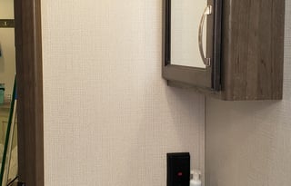 King Master, Fully Loaded Luxury, Turn-Key Ready!