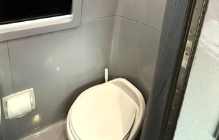 2023 Grech RV Strada-ion Lounge