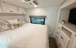 2024 East To West Entrada 3100FB ***Bunks*** 1708