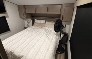 Spacious super clean camper