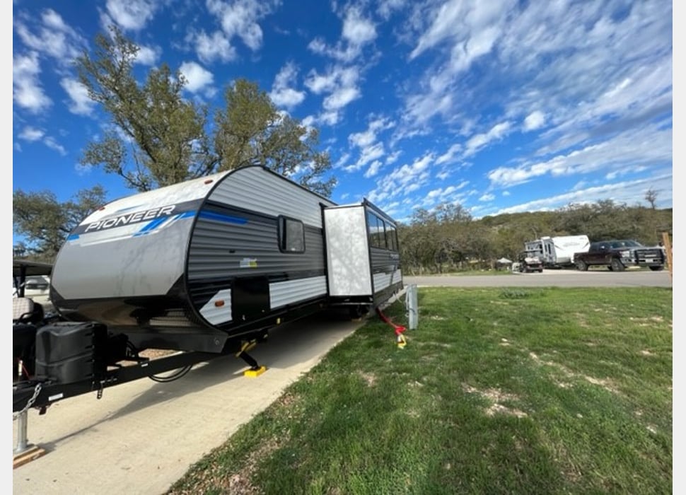 Travel Trailer rentals in Willis