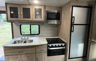 2020 Coachmen Freedom Express 292BHDS