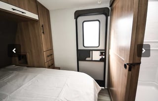 H-Bee 2023 Grand Design Imagine 2500RL