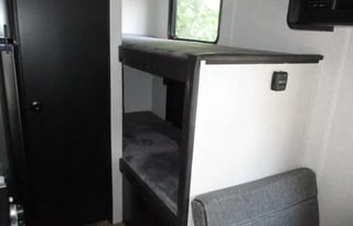 2021 Forest River Cherokee Wolf Pup 16BHS 21'