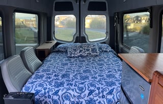 10-Passenger Wheelchair-Accessible—Optional Driver