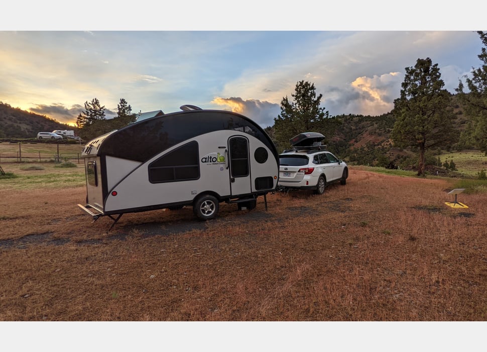 Travel Trailer rentals in Sweet Home