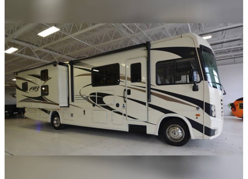 Class A Motor Home rentals in Valdosta