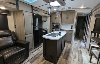 2021 Keystone Outback 330RL