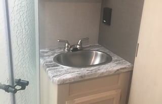 2019 Winnebago Minnie Winnie 26A-  lovers getaway