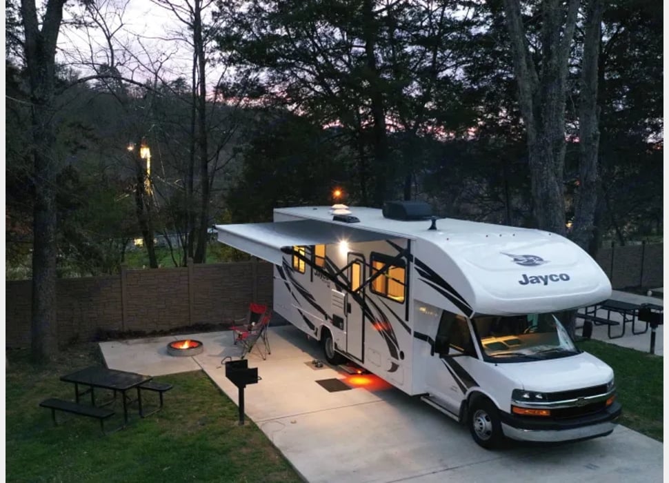Class C Motor Home rentals in FORT WAYNE