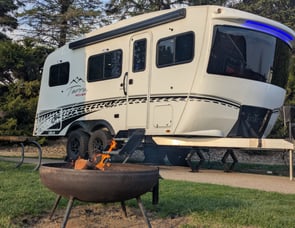 inTech RV Aucta Magnolia