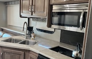 2019 Jayco Precept       JADE RV