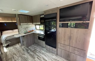 2022 Grand Design Imagine 2600RB