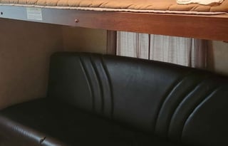 2012 CrossRoads RV Zinger ZT28BH