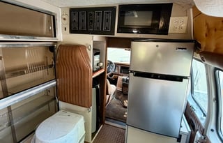 Lance| Custom Converted Ambulance Camper| Sleeps 2