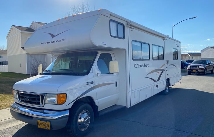 31.0 Chalet 31C Class C Motor Home | RVshare