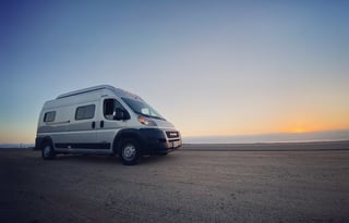 2022 Winnebago Solis 59P
